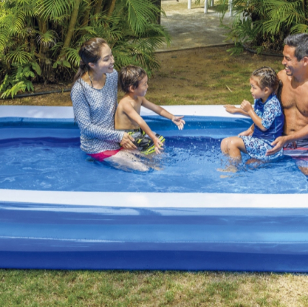 Giant Inflatable Family Pool - Picture 3 of 8